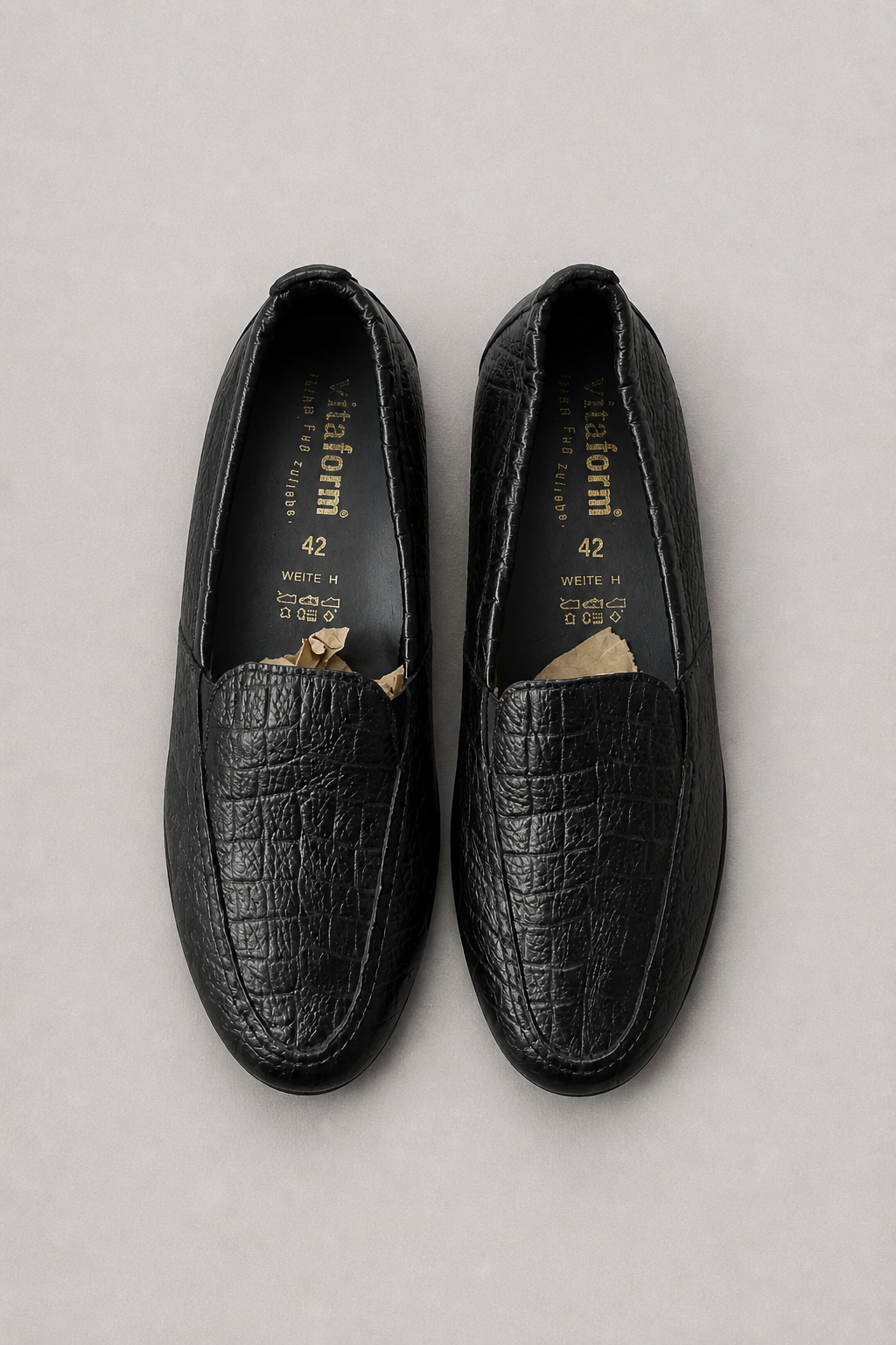 Like New | Vitaform Leather Slip-On Loafers Size 42 EU