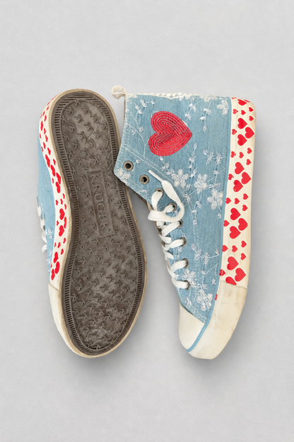 Like New | Krüger Sneaker Heart Embroidery 42 EU