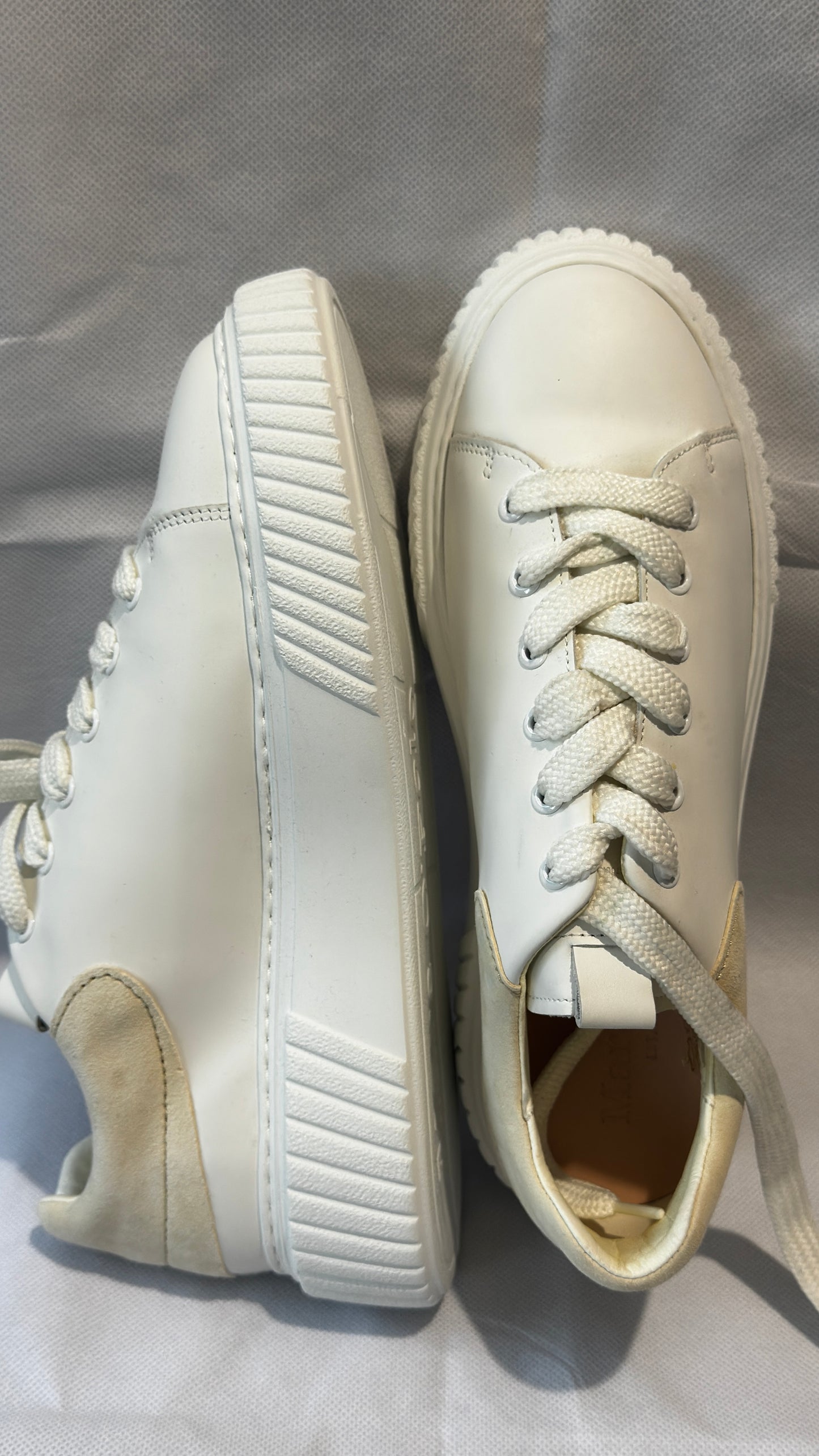 Like New | Marc O'Polo Chunky White Sneakers – Size 42 EU
